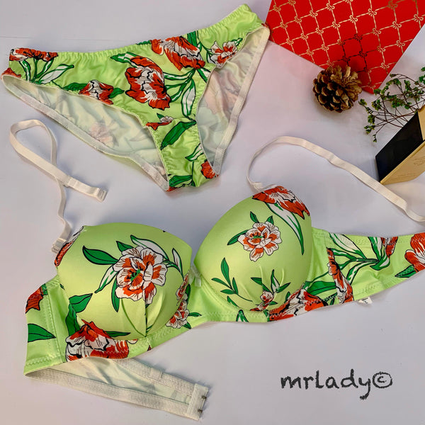 SPRING THIN PAD BRA SET