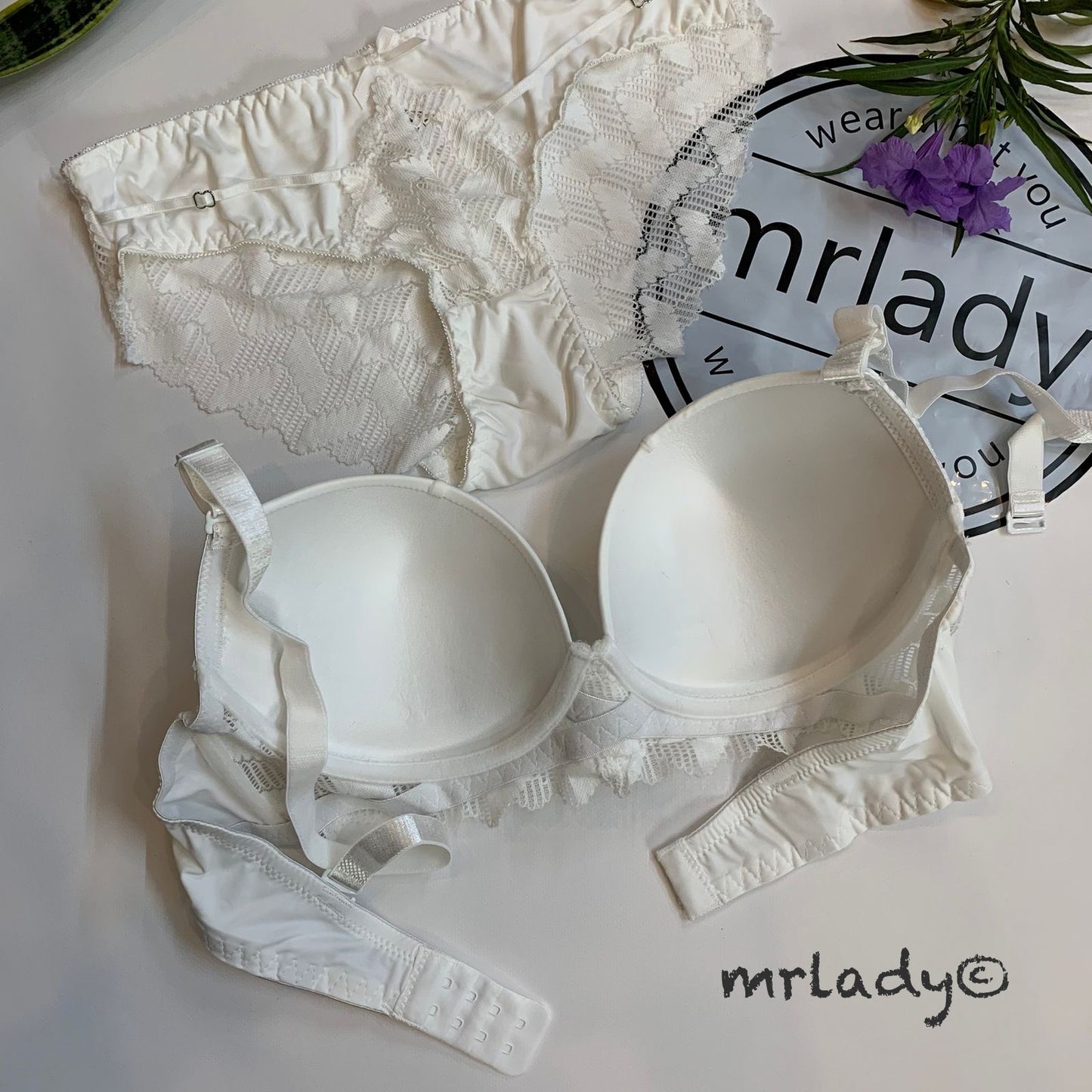 PREMIUM THIN PAD 3/4 COVERAGE BRA SET