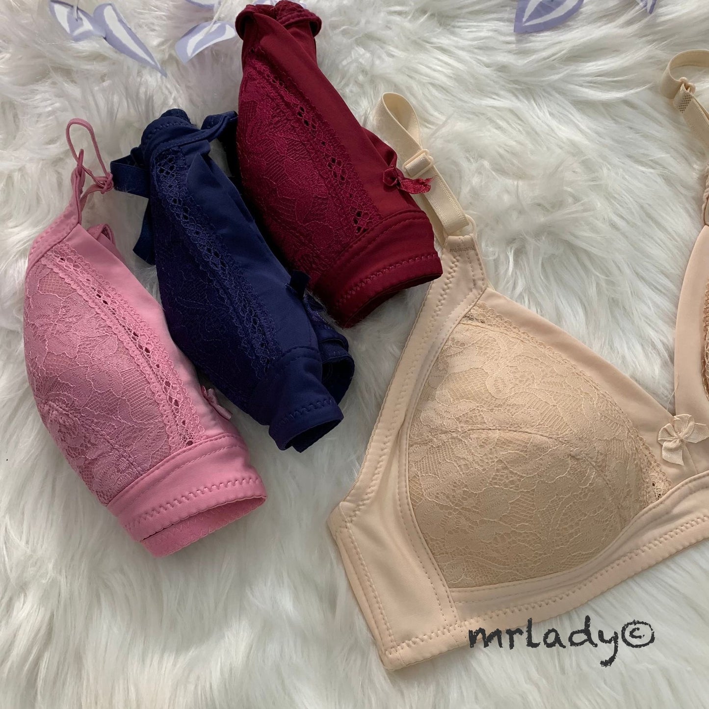 SUPER LIGHT DAILY WEAR BRA