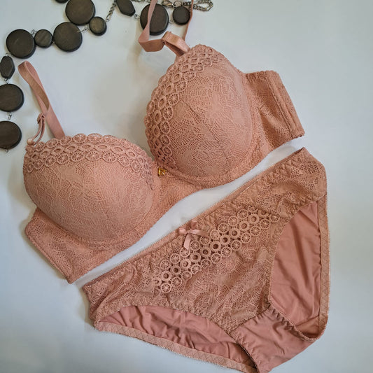 PREMIUM LACE BRA SET