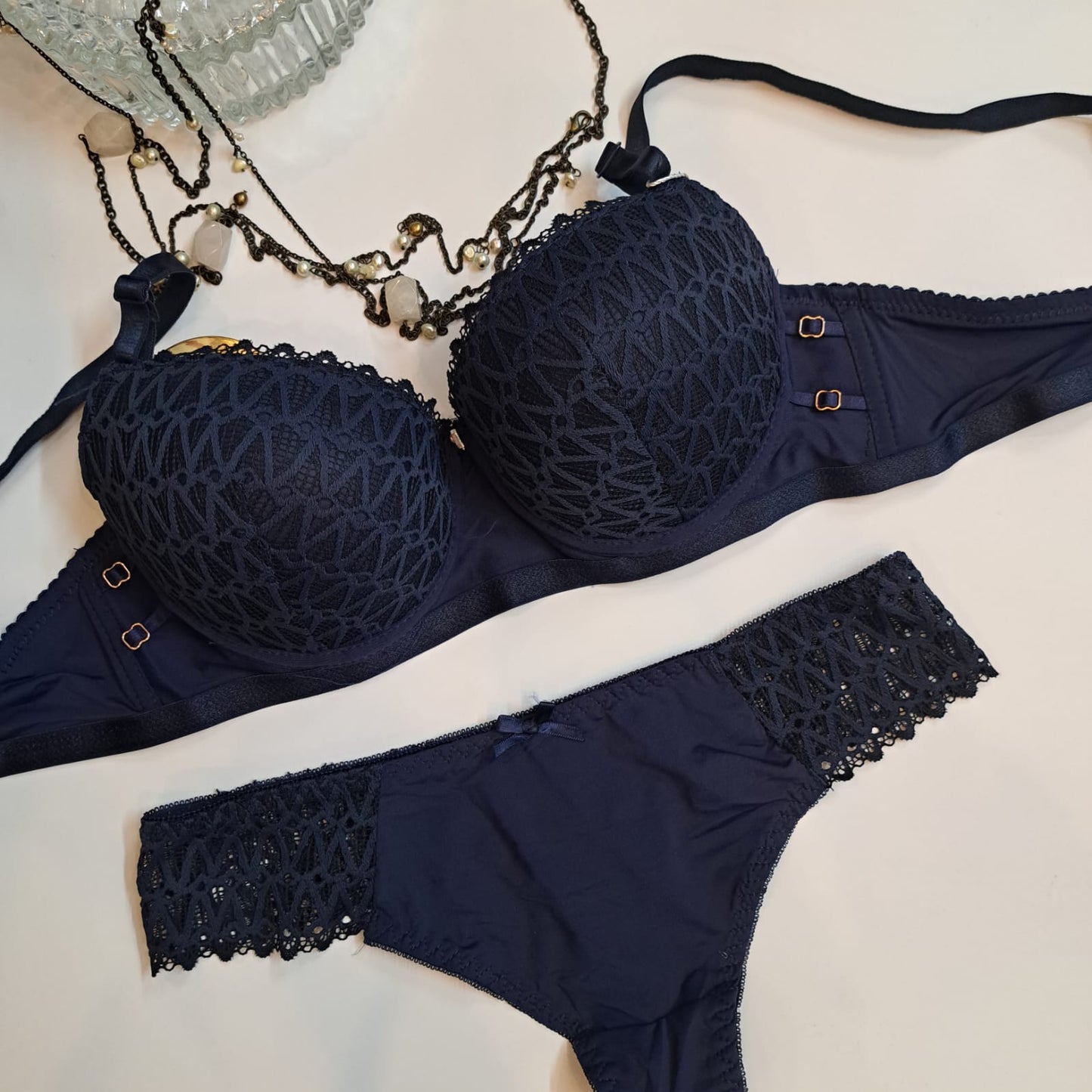 PREMIUM ROYAL LOOK PUSH UP BRA SET