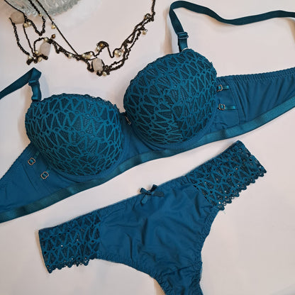 PREMIUM ROYAL LOOK PUSH UP BRA SET