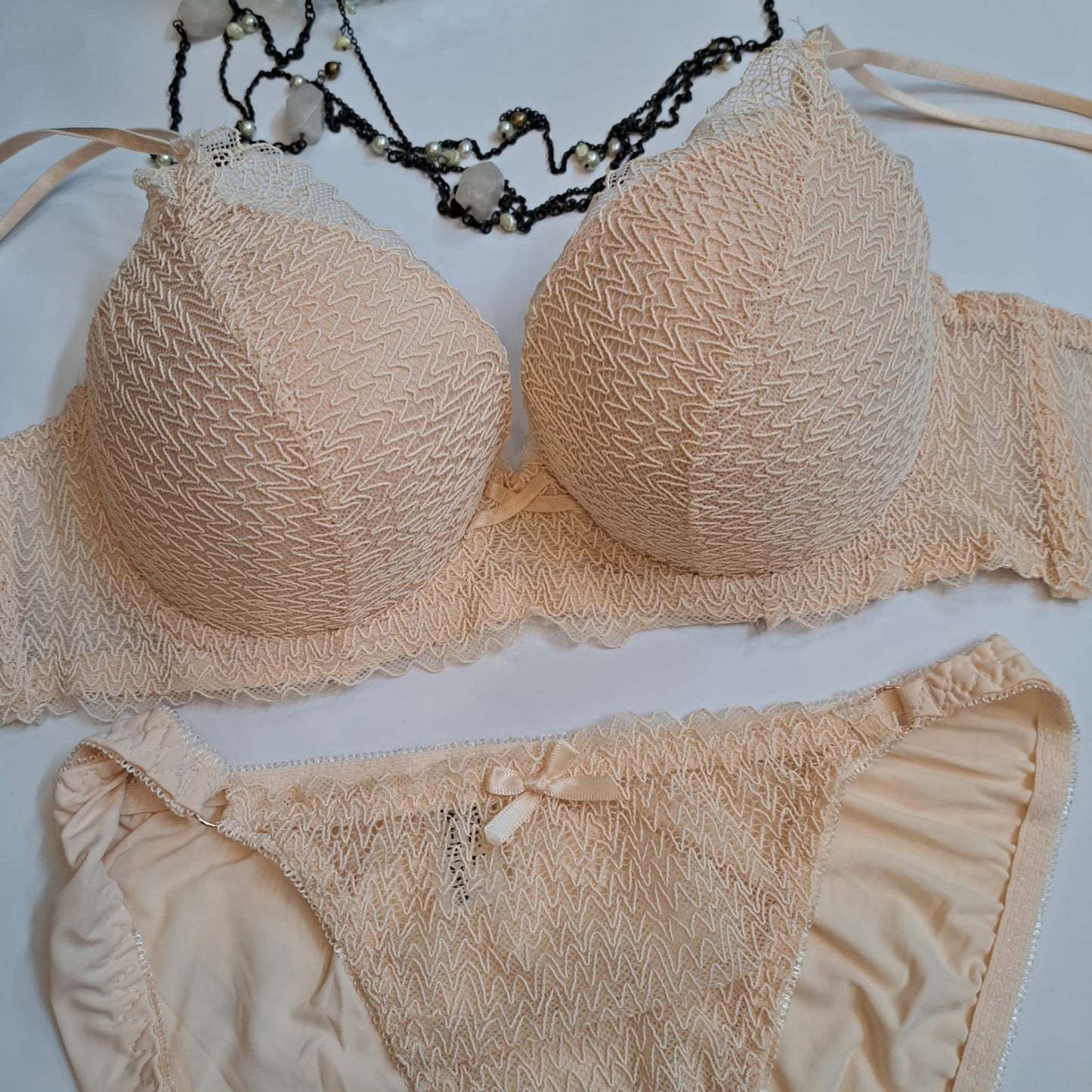 PREMIUM ZIG ZAG LINING NET PADDED BRA SET