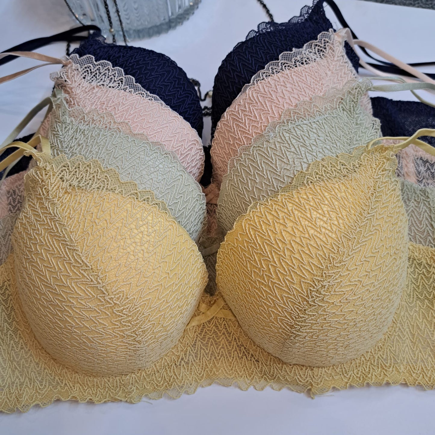 PREMIUM ZIG ZAG LINING NET PADDED BRA SET