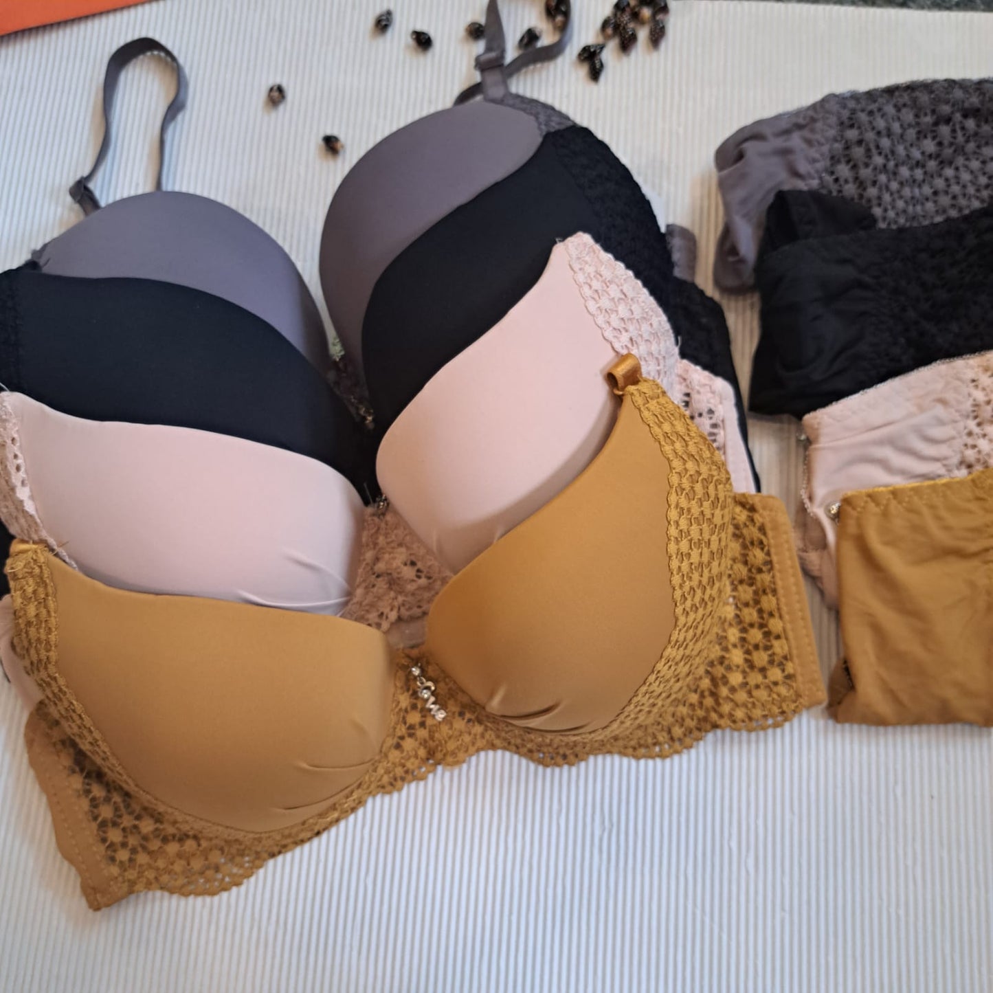 PREMIUM SIDE LACE BRA SET